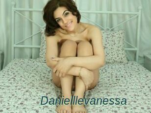 Danielllevanessa