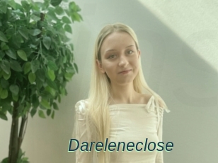 Dareleneclose