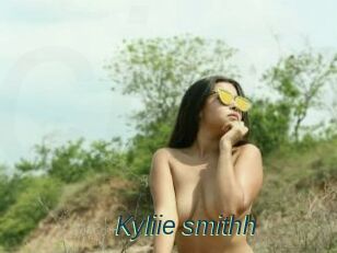 Kyliie_smithh