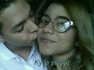 Kylie_sweet
