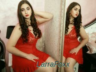 LarraFoxx