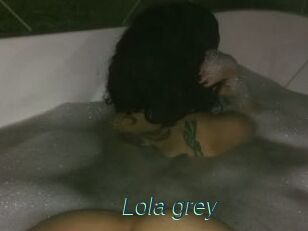 Lola_grey