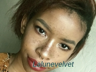 Lalunevelvet