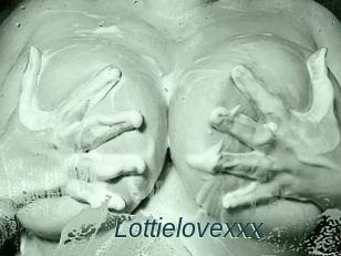 Lottielovexxx