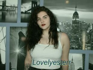 Lovelyesterr