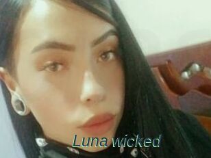 Luna_wicked