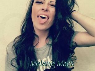 Melanie_Mack