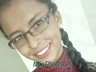 Mia_Pleasure