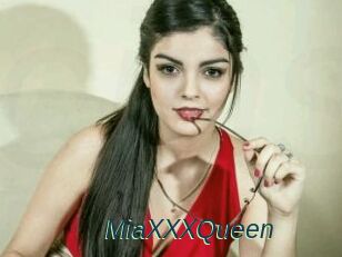 MiaXXXQueen