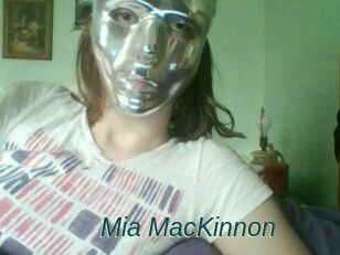 Mia_MacKinnon