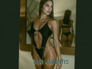 Mia_damms