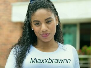 Miaxxbrawnn