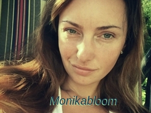 Monikabloom