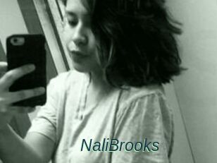 Nali_Brooks