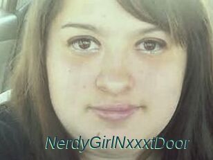 NerdyGirlNxxxtDoor