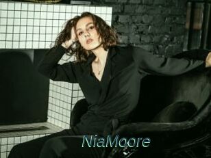 NiaMoore