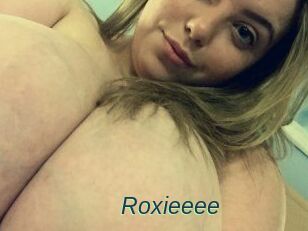 Roxieeee