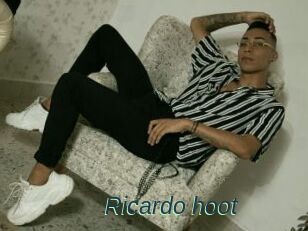 Ricardo_hoot
