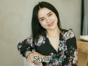 Skylarlevis