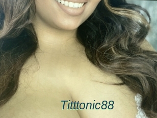 Titttonic88